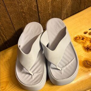 Women’s platform flip flops
